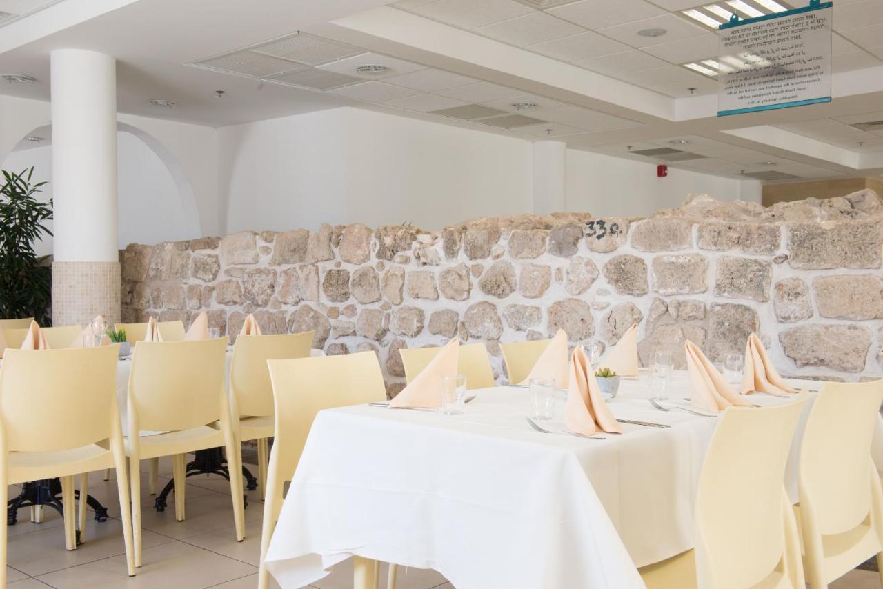 Hi - Akko Knights Hostel Acre Exterior foto