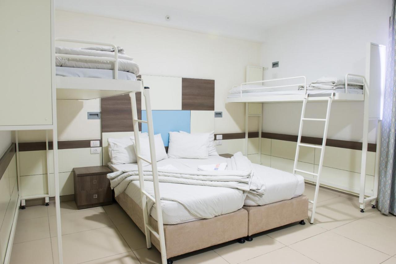 Hi - Akko Knights Hostel Acre Exterior foto